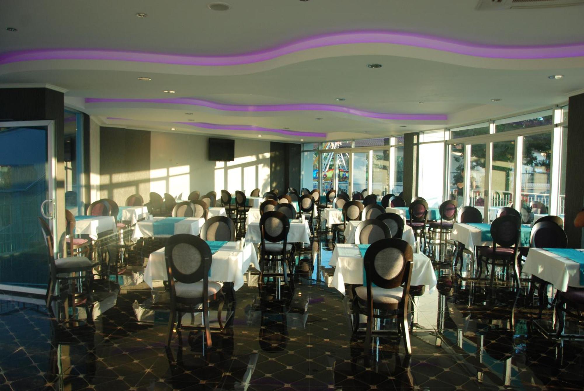 Отель Ocean Blue High Class & 4*